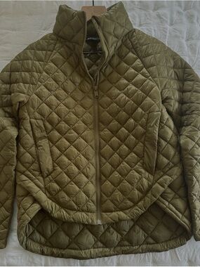 Athleta Quilted Olive Green Puffer Jacket